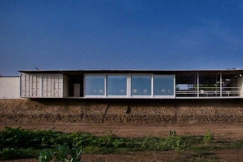 Container Medical Compound